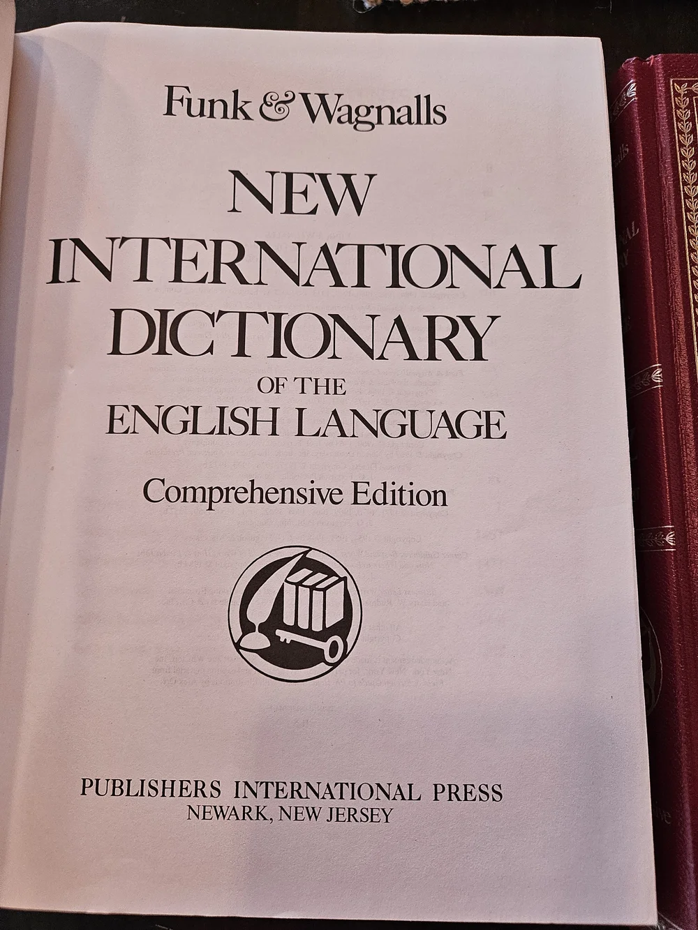 Vintage Funk & Wagnalls New International Dictionaries 2-Volume Set A-Z Like New